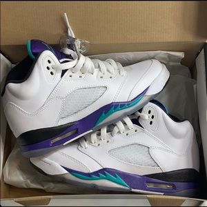 (SOLD) Jordan Retro 5s “Grape” GS size 5.5